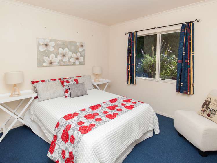 19 Tutchen Avenue Raglan_14