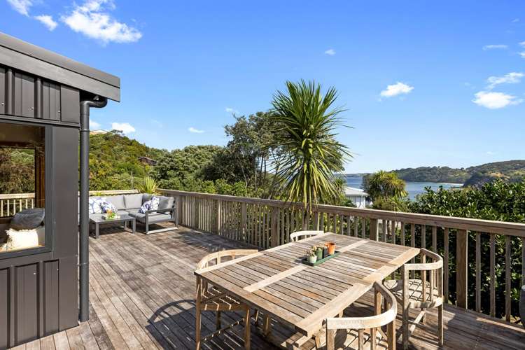 4 Hillside Crescent Leigh_26