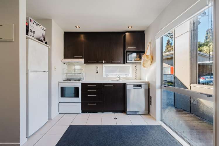 16B Dowding Street_2