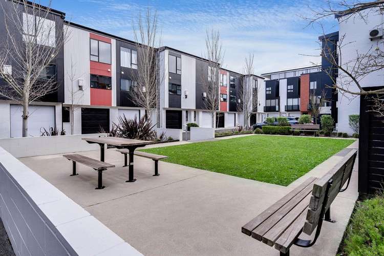 3/182 London Street 10463_14