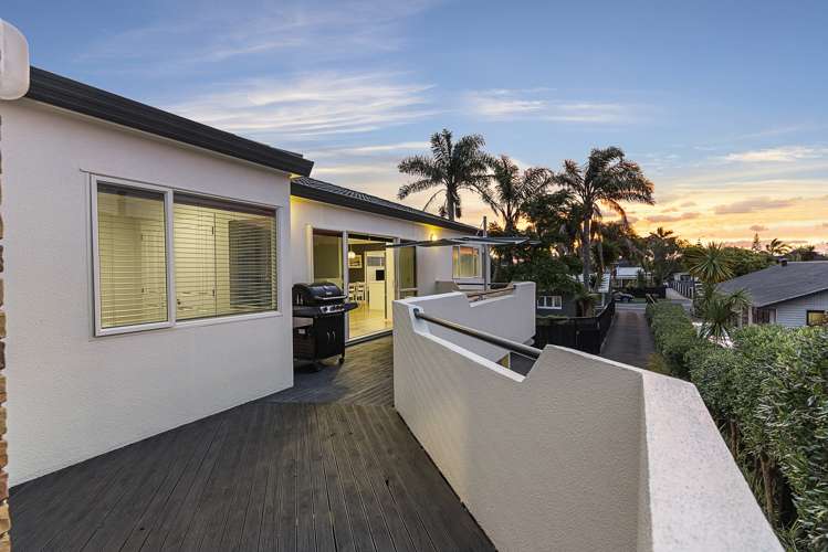 56 Hattaway Avenue Bucklands Beach_13