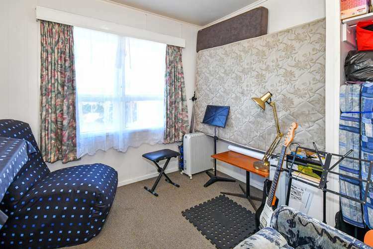 11 Doughty Place Otara_7