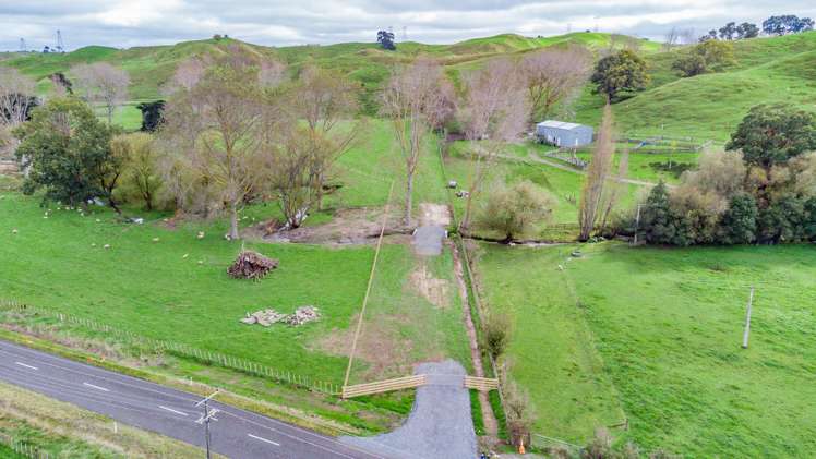 411 Valley Road Colyton_7