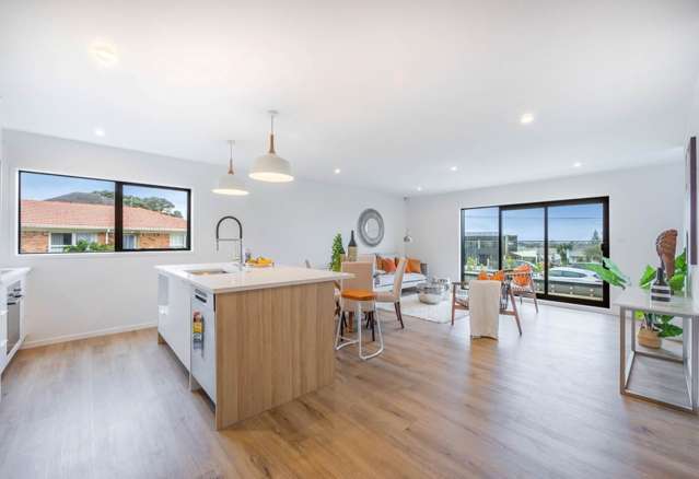 4/5 Marsh Avenue Forrest Hill_2