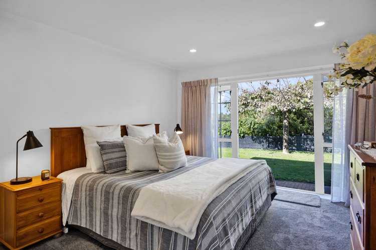 1c Waiwera Place Merrilands_13