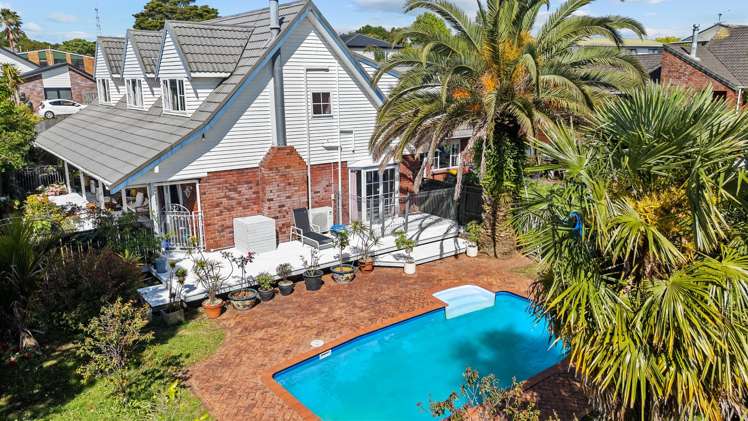 9 Lemonwood Place The Gardens_23