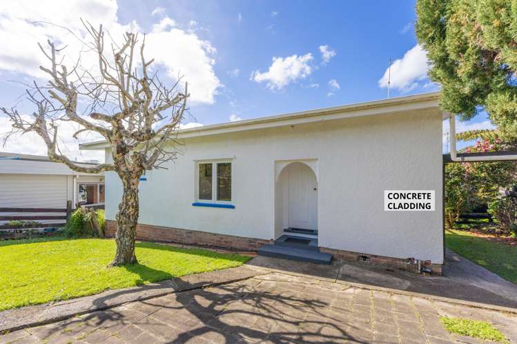 2/48 Churchill Road Murrays Bay_3