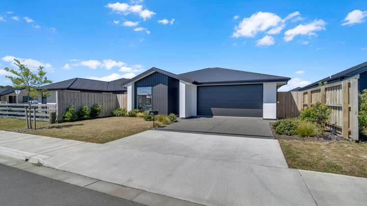 74 Crossley Avenue Woodend_15