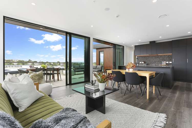 1/603 Enfield Street Mount Eden_15