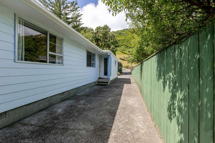 218 Main Road South Raumati South_18