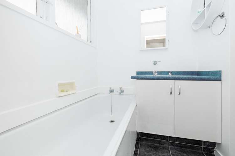 19 Halswell Crescent Westbrook_17