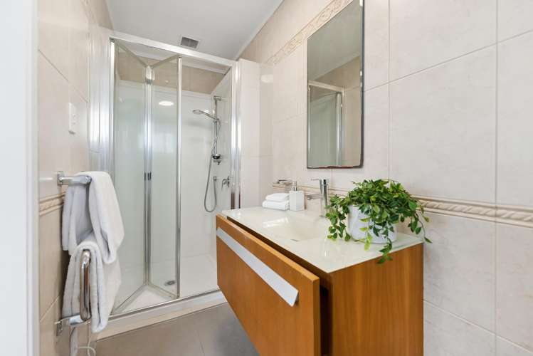 12 Naviti Place Browns Bay_15