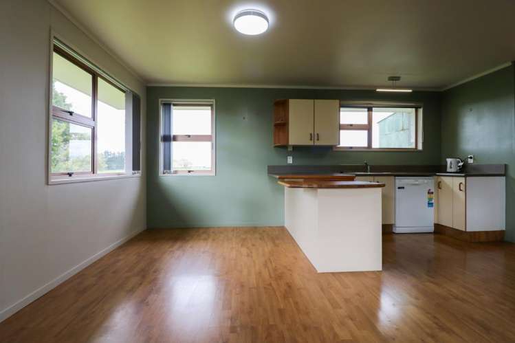 39 Knorp Street Halcombe_4