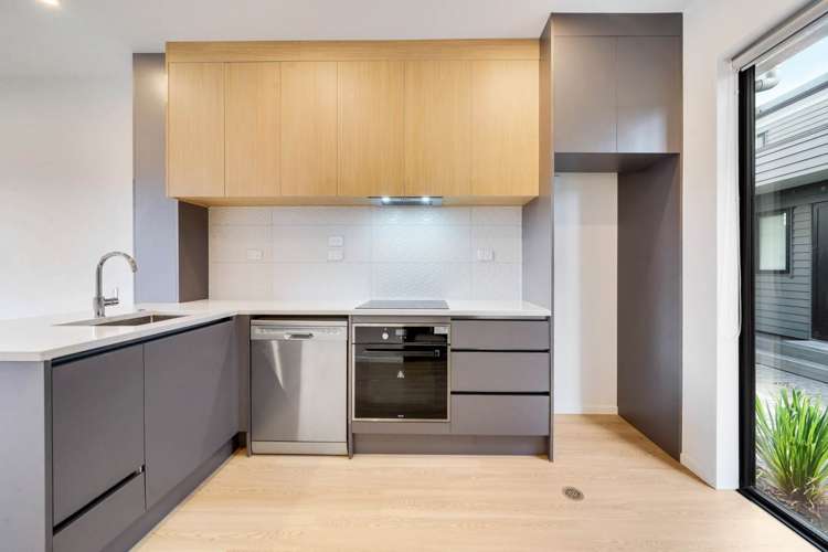 10/3 Cape Road Mangere_11