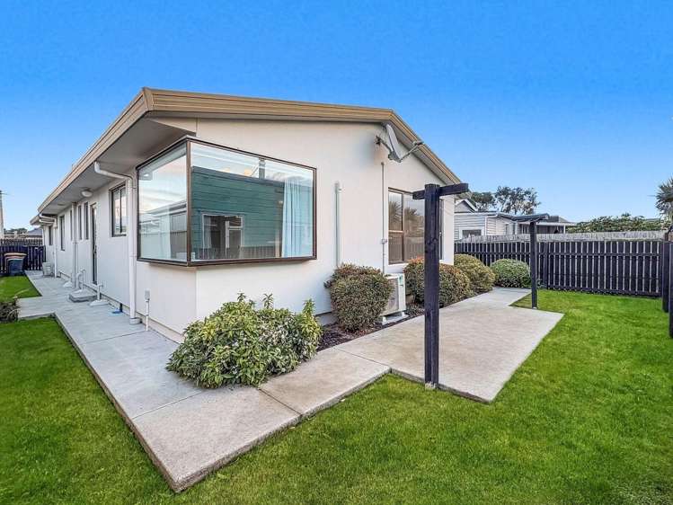 1/11 Sylvia St Parklands_13