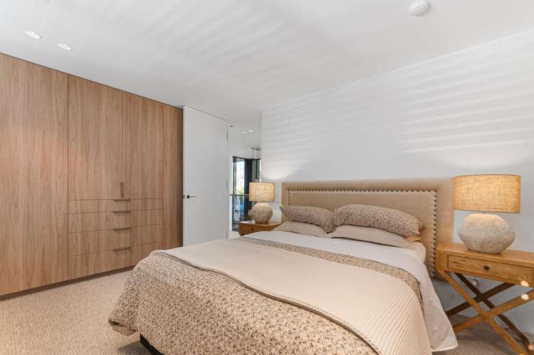 24 Holmwood Road Merivale_25