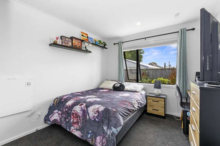 11 Poulson Grove Trentham_14