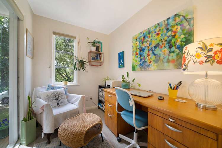 19 Hollywood Avenue Titirangi_16