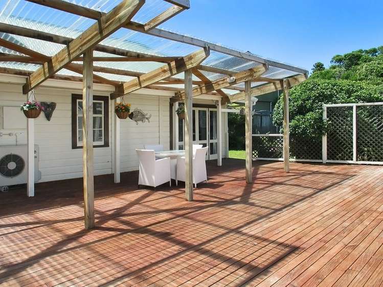 10 Richard Street Titahi Bay_15