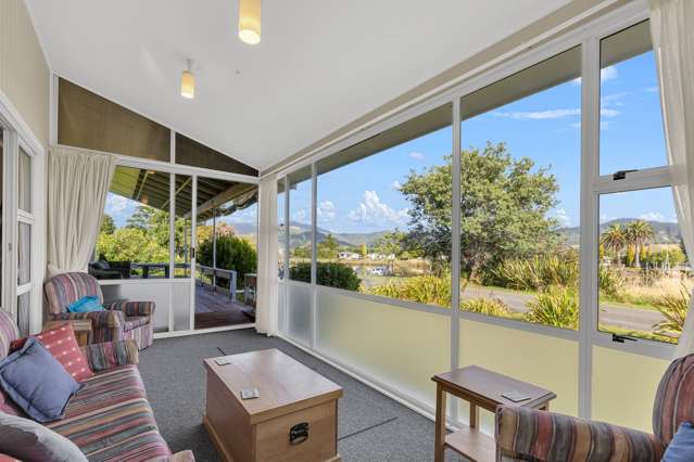 Waterfront Living with Views to Die For