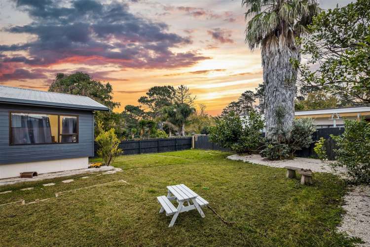 13 Moxham Grove Massey_11