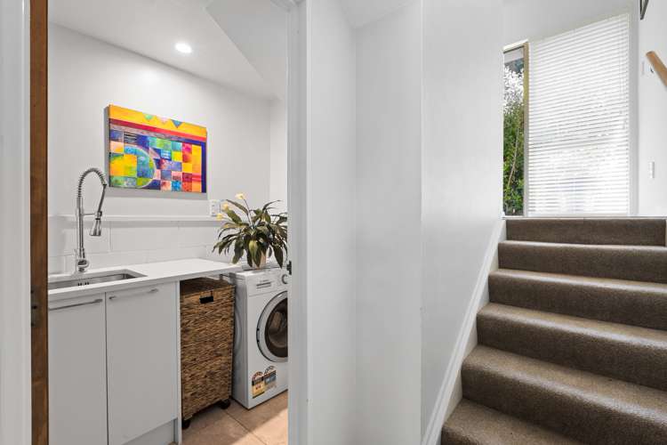 4/96 William Bayes Place Red Beach_10