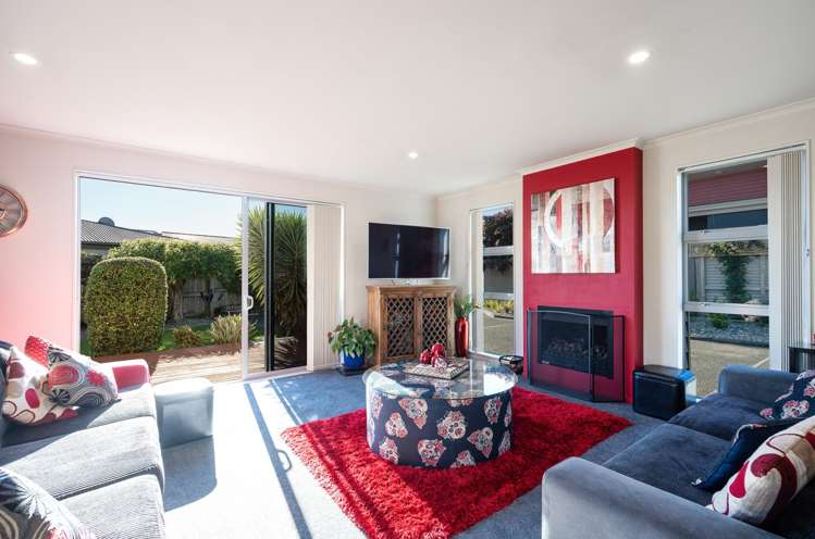 8 Gershwin Grove Stoke_9
