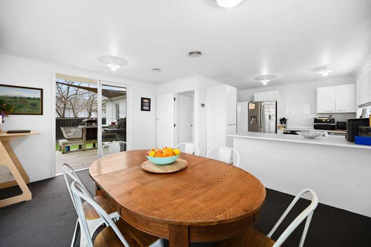 10 Robertson Place Rukuhia_5