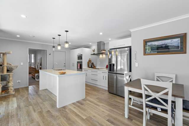 5 Angus Place Carterton_3