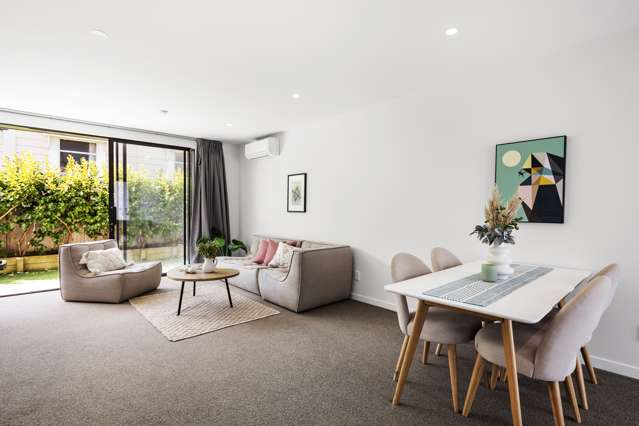 5/74 Derwent Street Island Bay_3