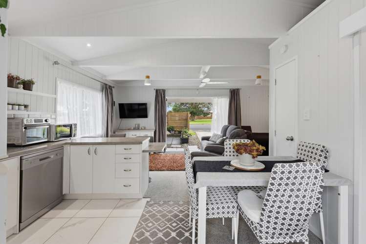 100 Torkar Road Clarks Beach_29