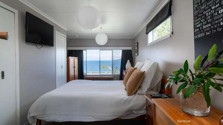 171 Lake Terrace 11201_6