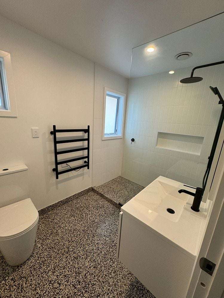 117 Vodanovich Road Te Atatu South_14