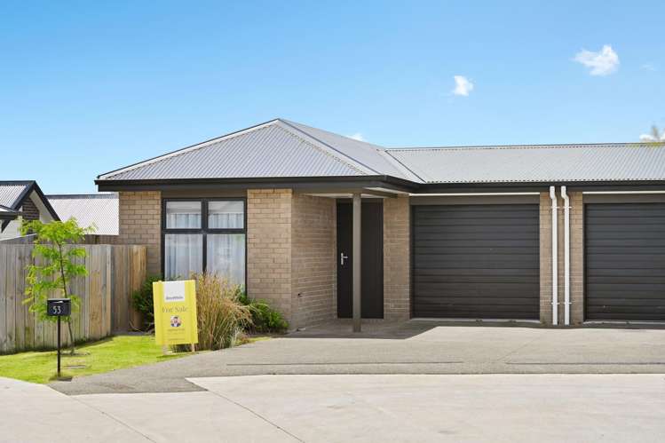 53 Waruhia Crescent Rototuna North_1