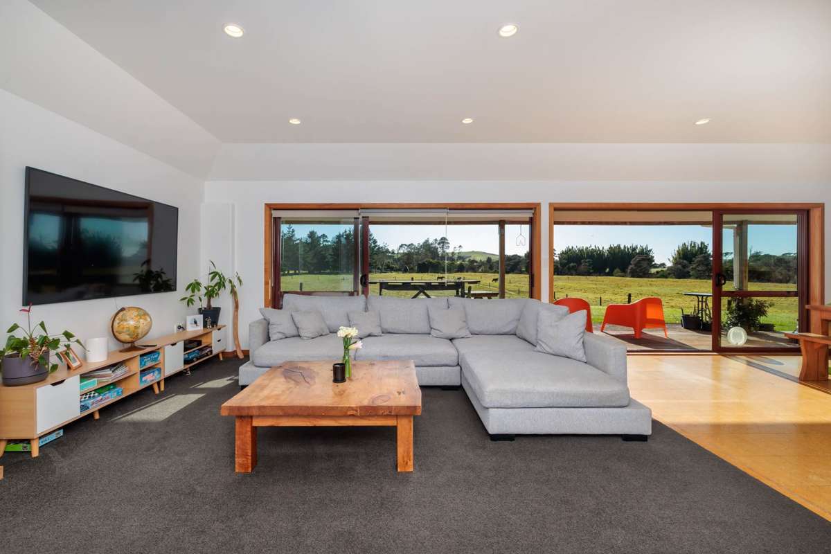 10 Lily Pond Lane_2