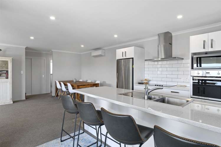 11 Caldera Crescent Pyes Pa_8