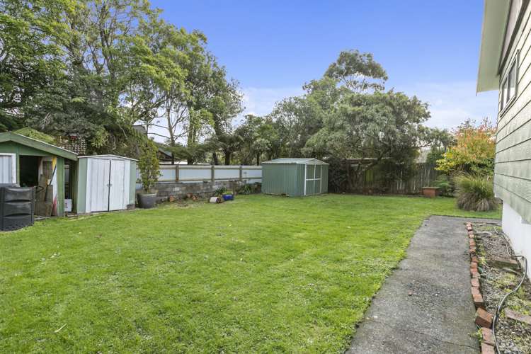 2/42 Kairimu Street Stokes Valley_13