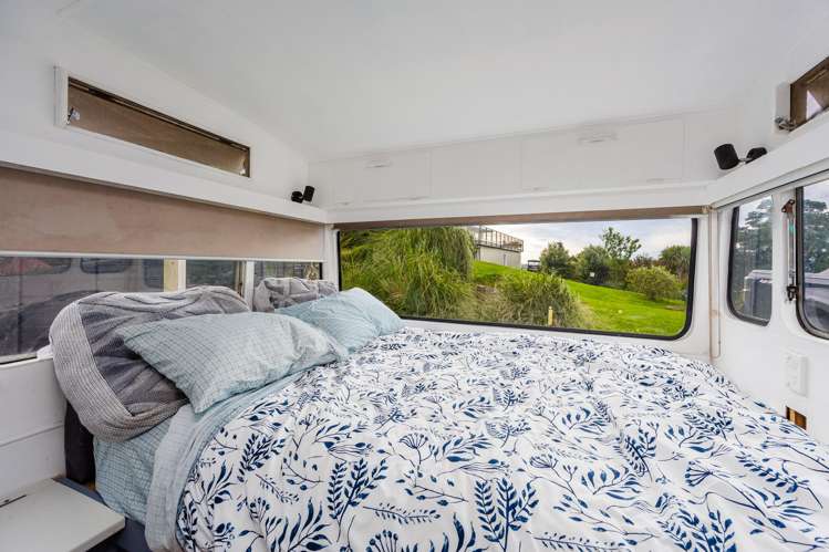 13a Emay Crescent Pahi_10