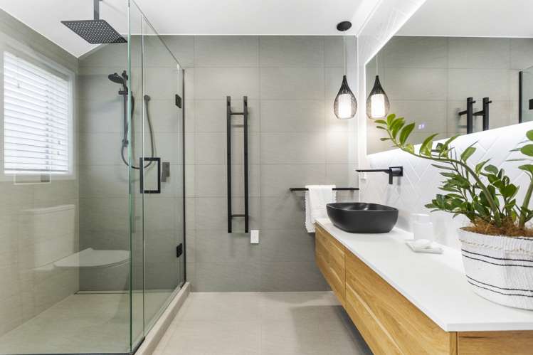 6 Stephanie Close Glenfield_14