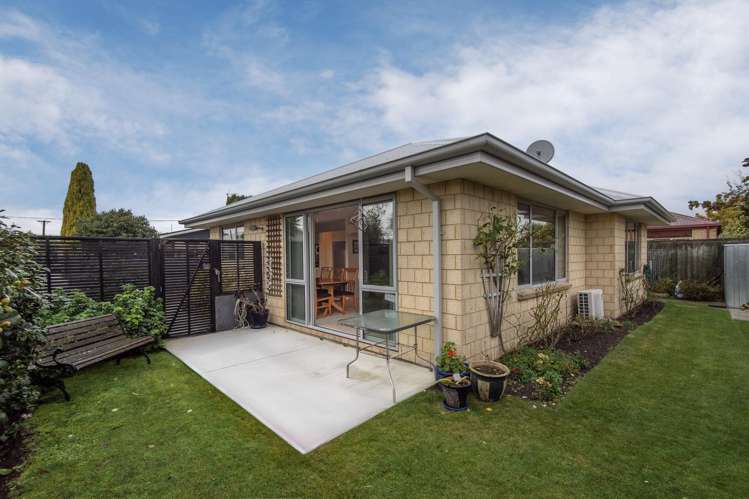 2/417A Bower Avenue_1