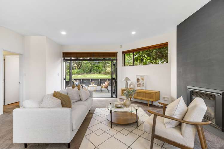 14 Danica Esplanade Te Atatu Peninsula_13