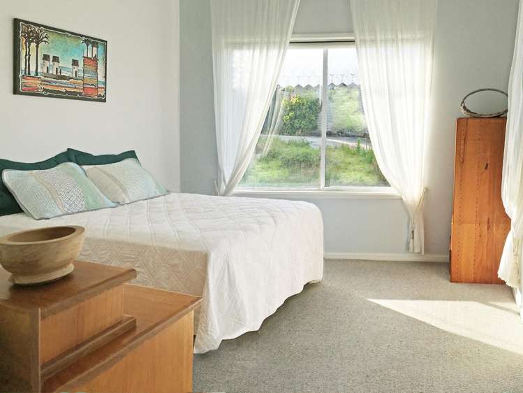 14 Wainamu Road Raglan_8