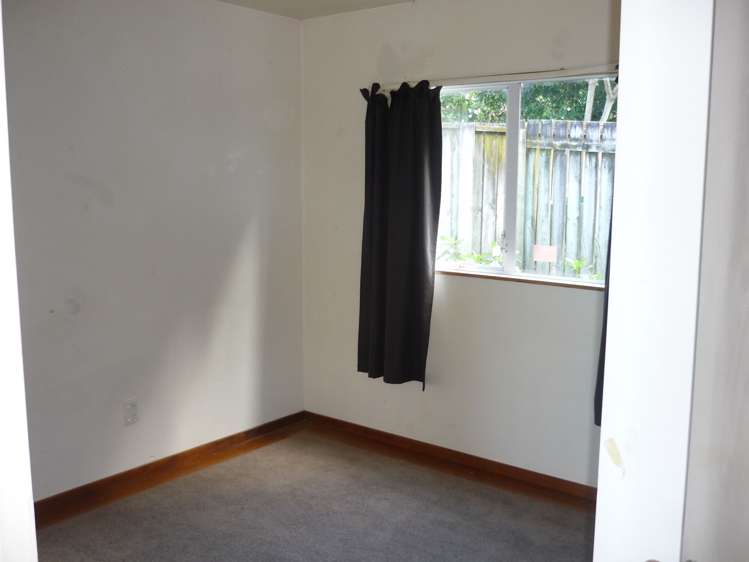 12a Jean Place Stanmore Bay_11