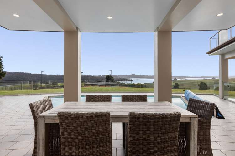 189 Vaughans Road Okura_11