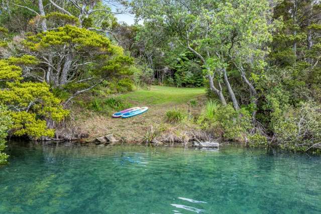 Waterfront Matakana – 10 Acres of Riparian Rights