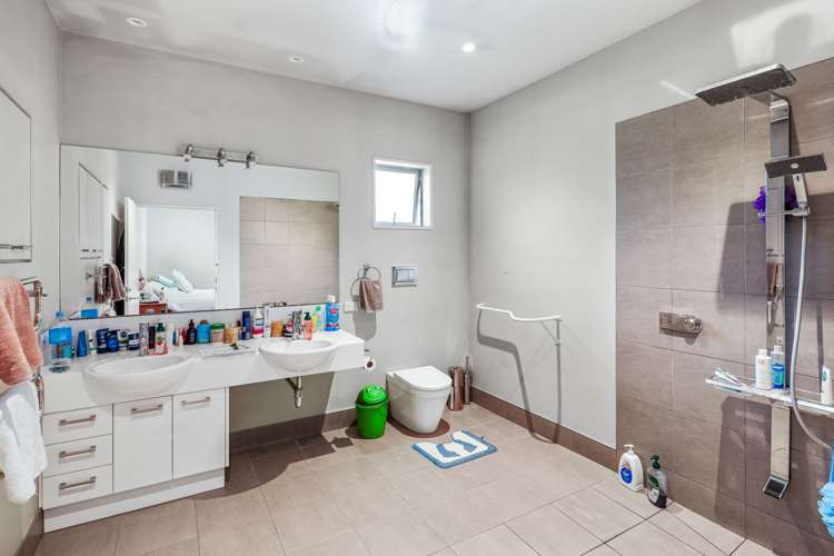 11 John Campbell Crescent Hillmorton_20