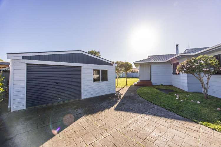 28 Peppertree Glade Kelvin Grove_16