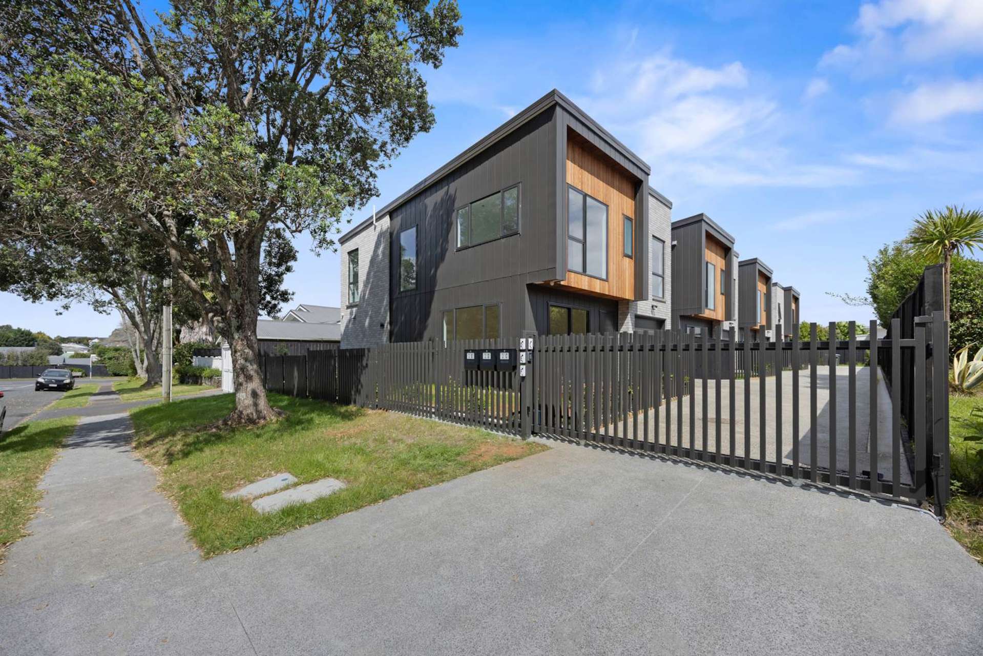 2 Hollywood Avenue Epsom_0