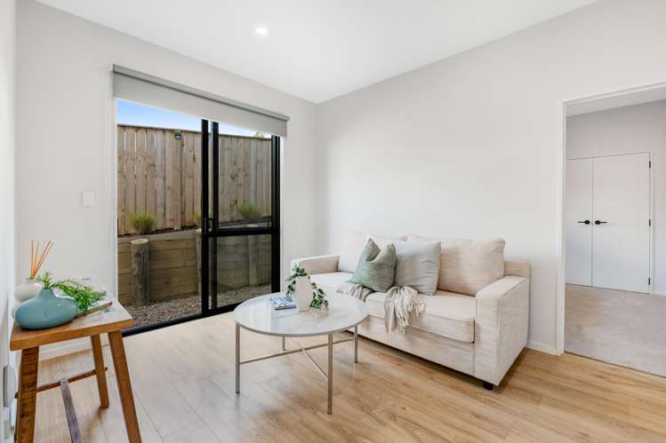 279 West Hoe Heights Orewa_27