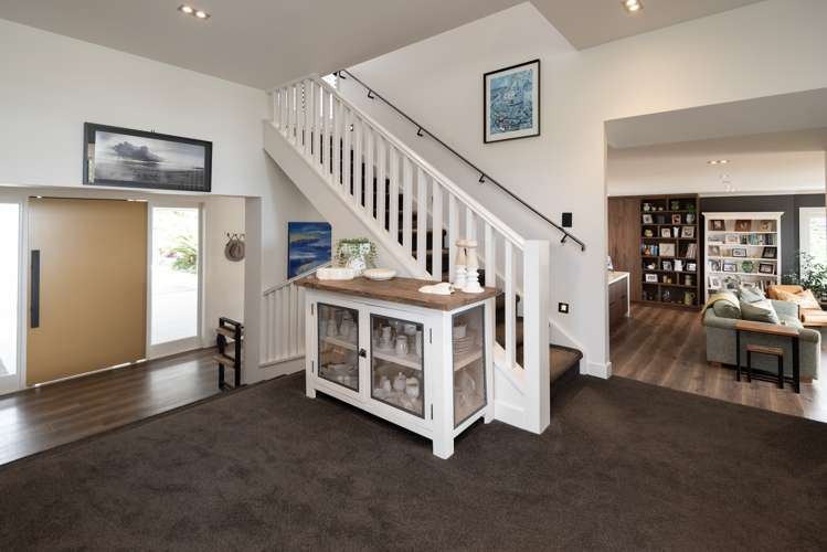 26 Estuary Views Cockle Bay_17